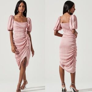 ASTR the Label Emma Ruched Bubble Sleeve Dress